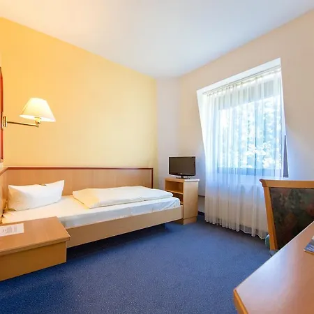 Hotel Montana 3*