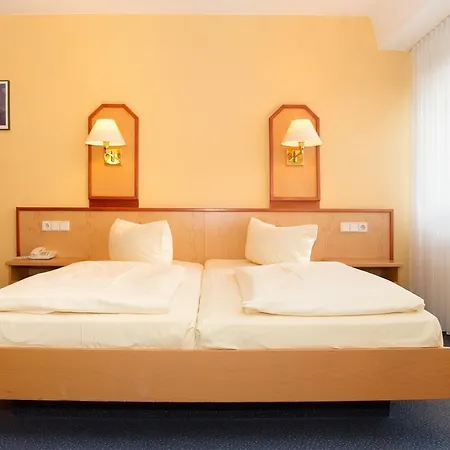 Montana Hotel